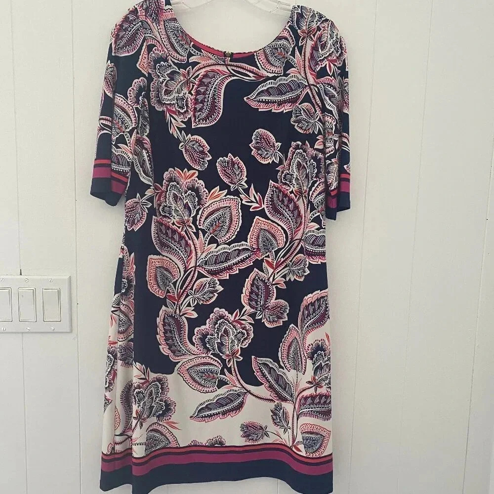 Eliza J Paisley Dress Size 10 Floral Print Shift Stretch Jersey Knit N103